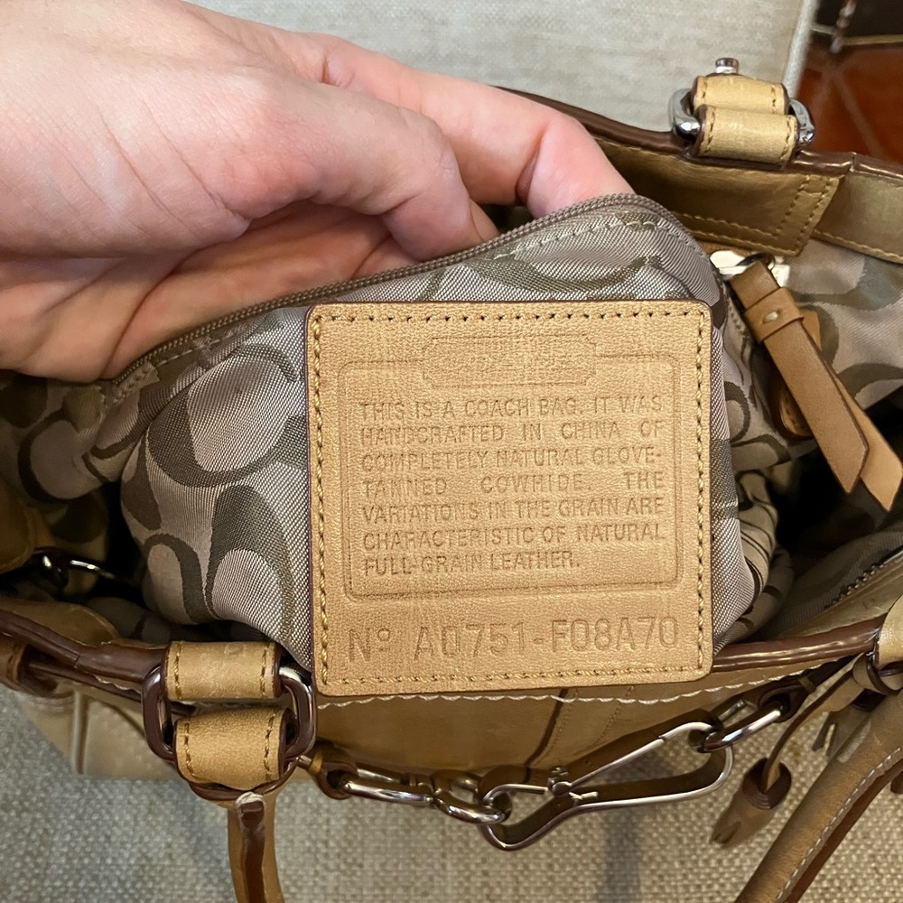 Coach Tan Leather Handbag - Picture 6 of 8